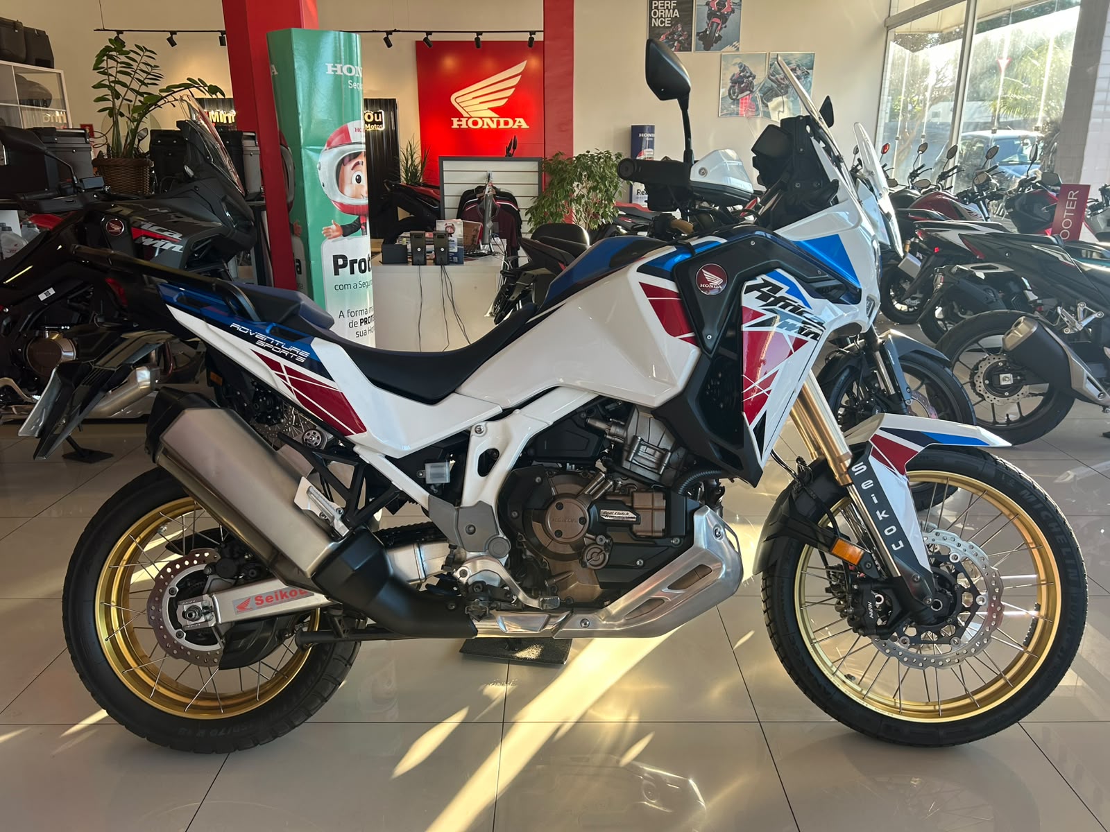 CRF 1100L AFRICA TWIN ADV DCT